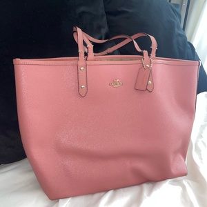 Coach Reversible City Signature Tote Bag Large Salmon Pink